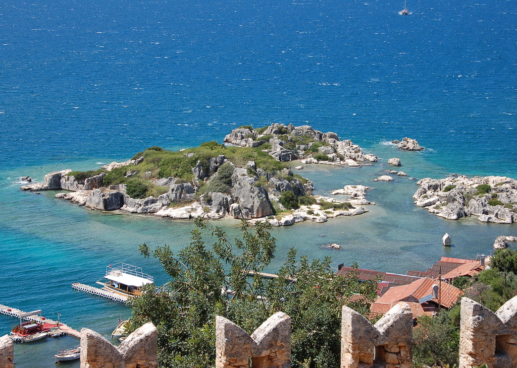 Take a ride to the coast of Kalekoy and ancient city of Simena. 